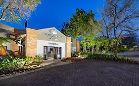 Paradise Creek Lodge